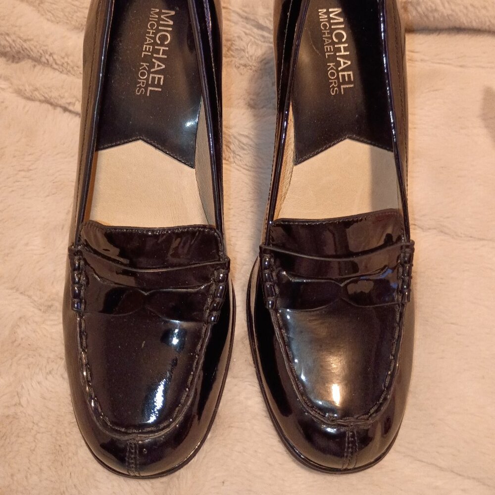 Michael Kors, Buchanan Loafer Black Patent Leather with 2.75in Heel, Size 6.5